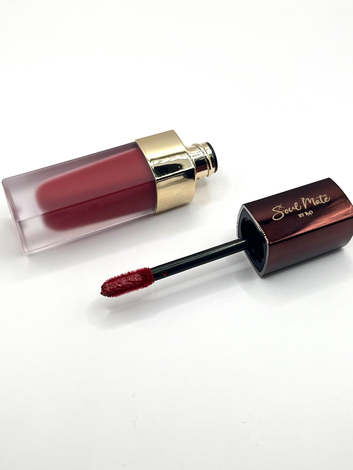 GLOSS A LEVRE Rouge bordeaux profond | #6c3f43